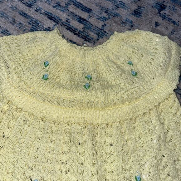 🚨 3 for $25 - VINTAGE Handmade Knit Baby Dress - Picture 4 of 14